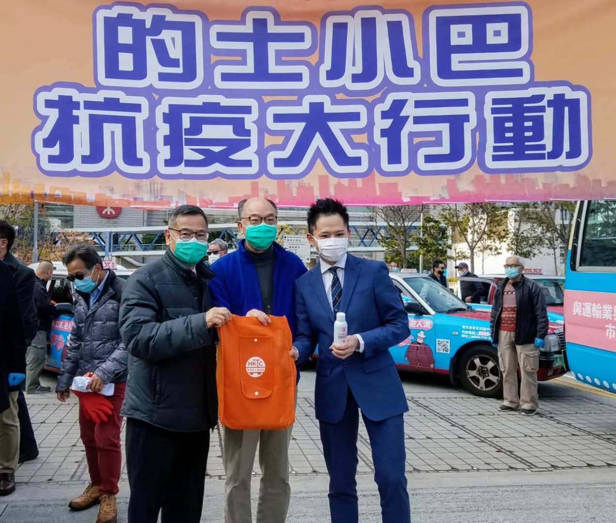 抗疫圖片小巴3.jpg